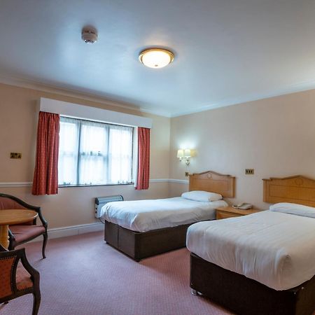 Beaufort Park Hotel 몰드 외부 사진