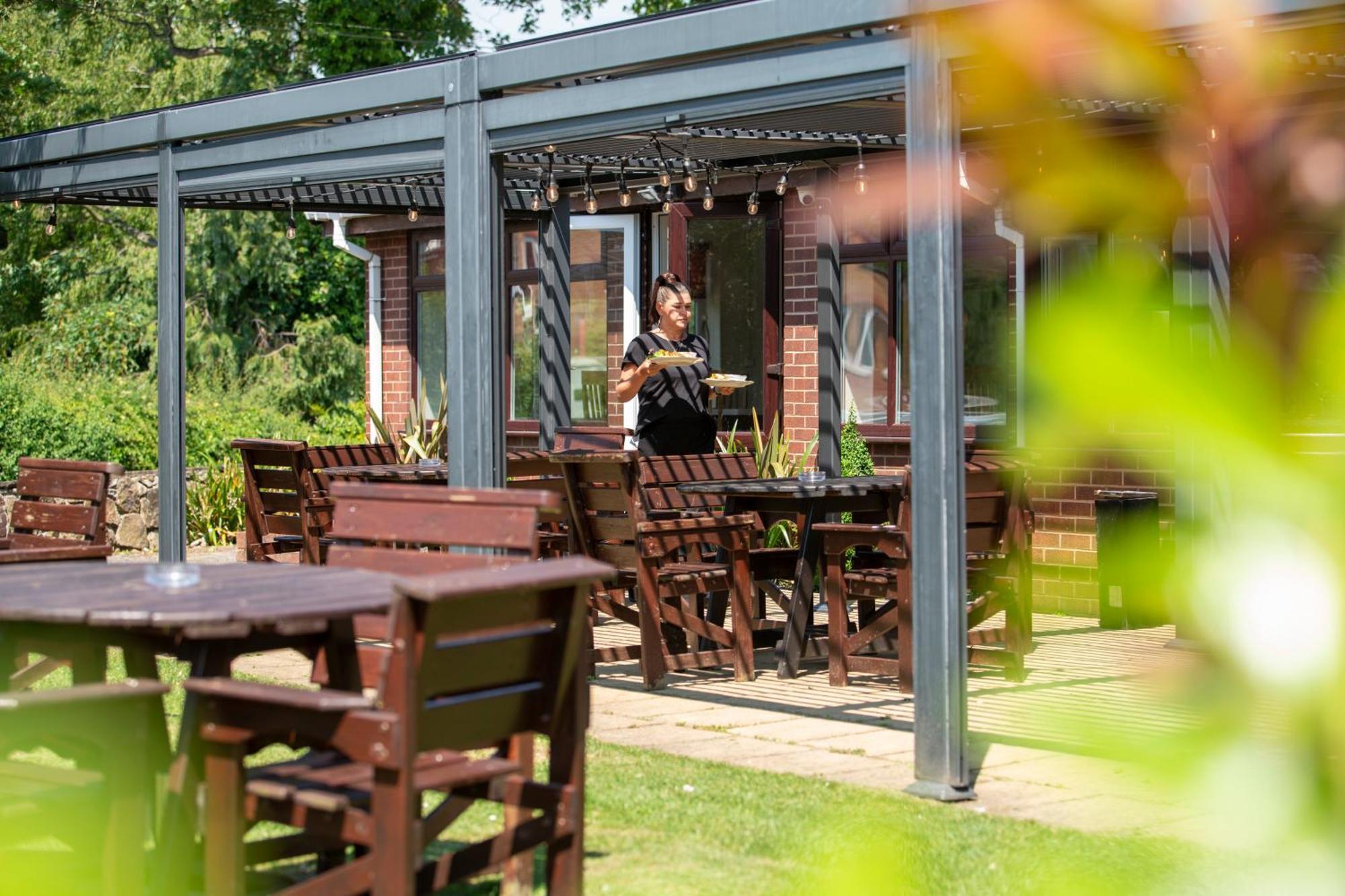 Beaufort Park Hotel 몰드 외부 사진