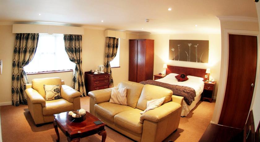 Beaufort Park Hotel 몰드 외부 사진